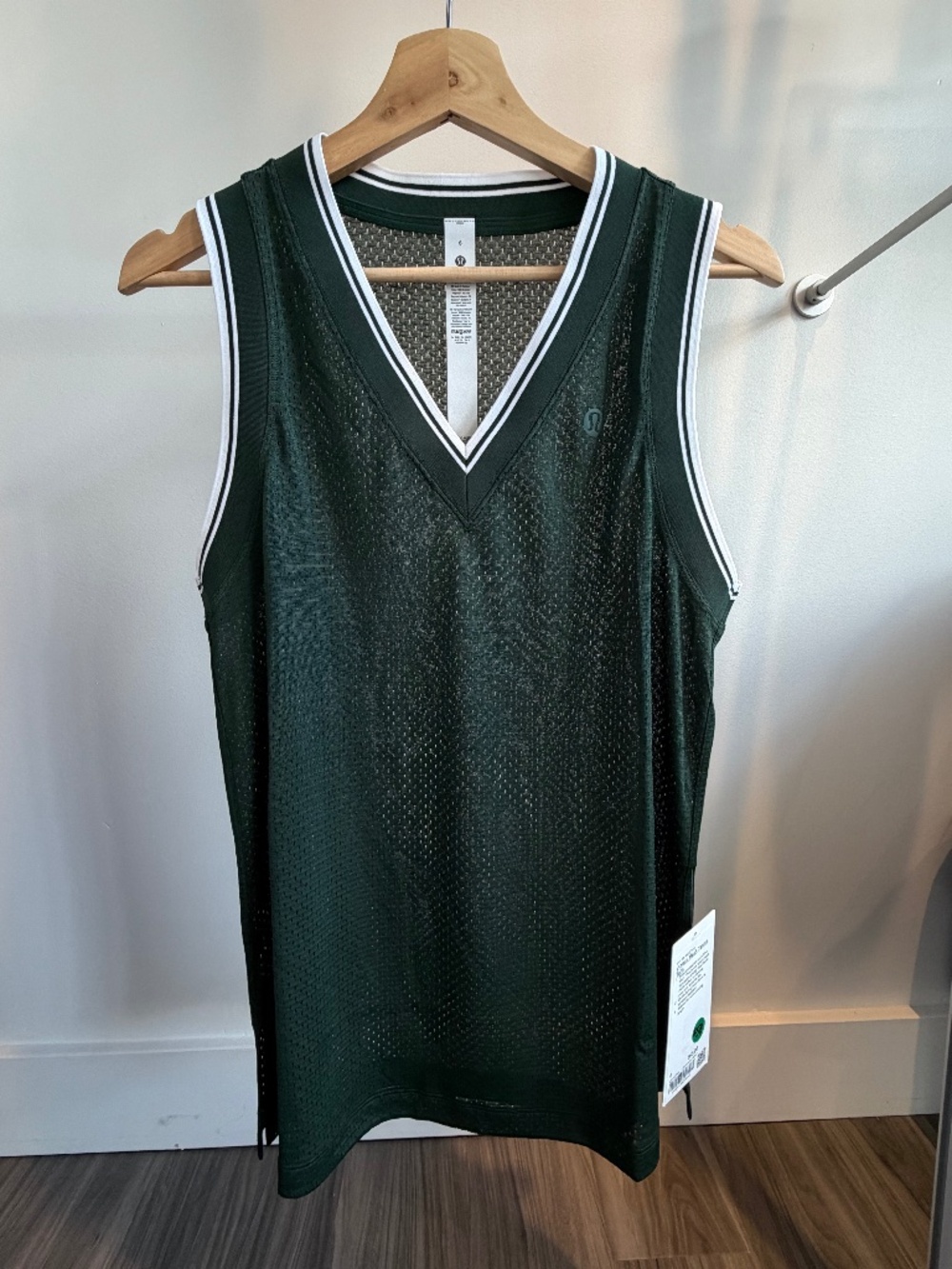 Lulu Lemon V-Neck Mesh Tennis Tank